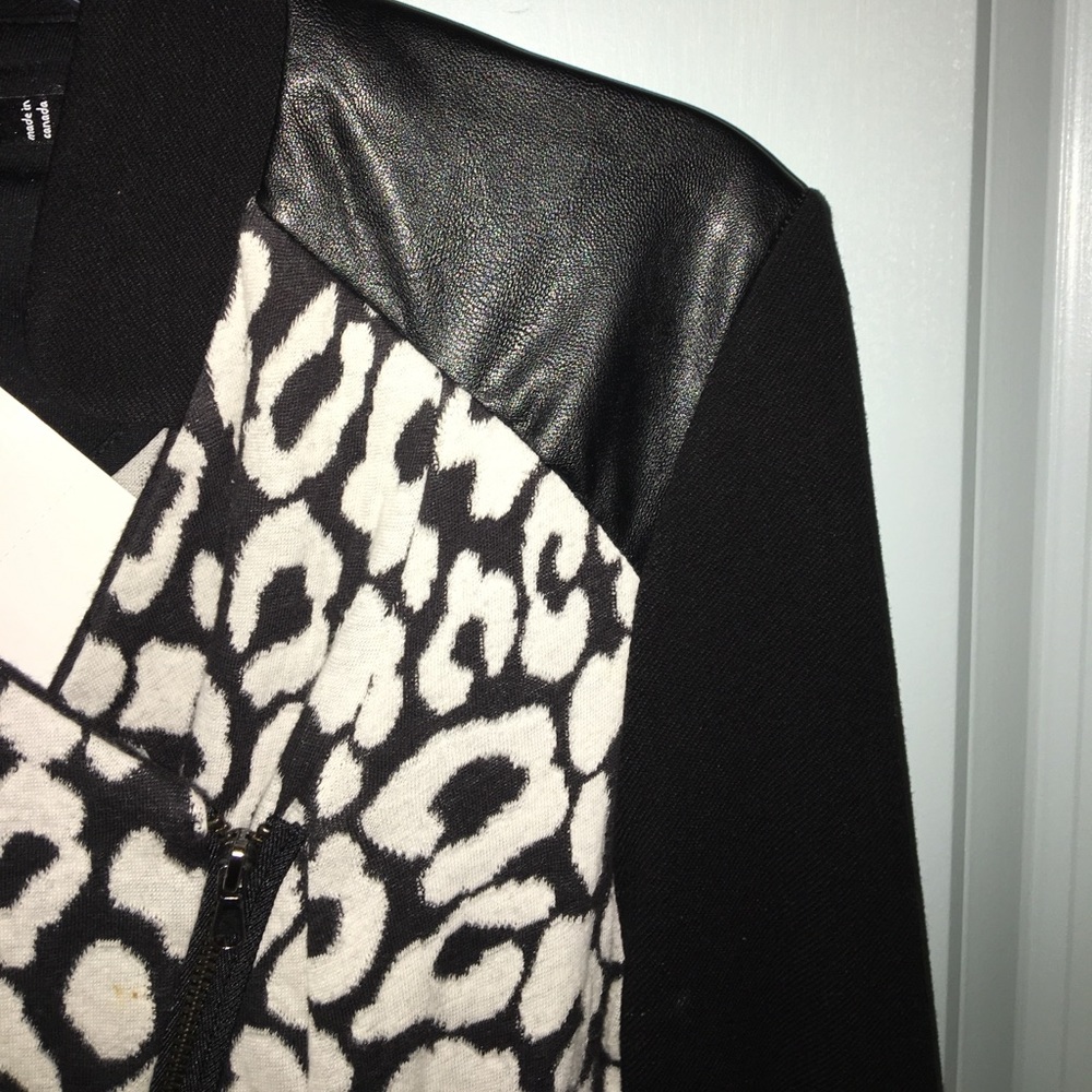 Twenty Jacket - Picture 3 of 6